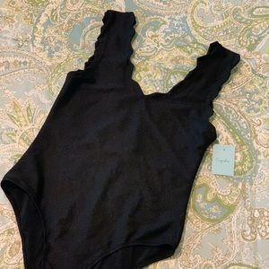 (New w/ Tags) Cupshe Scalloped One-Piece